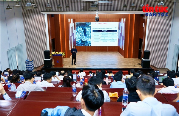 TP Hồ Chí Minh đào tạo lực lượng hỗ trợ chuyển đổi số tại cơ sở