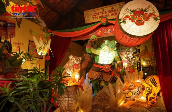 Đưa truyện dân gian vào lồng đèn Trung thu tại đình cổ TP Hồ Chí Minh