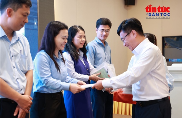 TP Hồ Chí Minh: Bàn giao tài sản trí tuệ cộng đồng sau sắp xếp địa giới