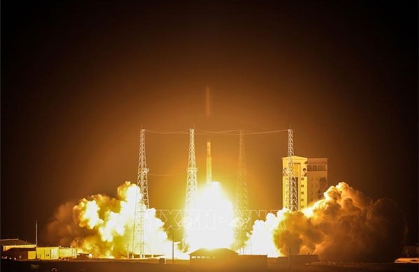 Iran nỗ lực đạt dấu mốc lịch sử khi nhờ Nga phóng vệ tinh lớn chưa từng có