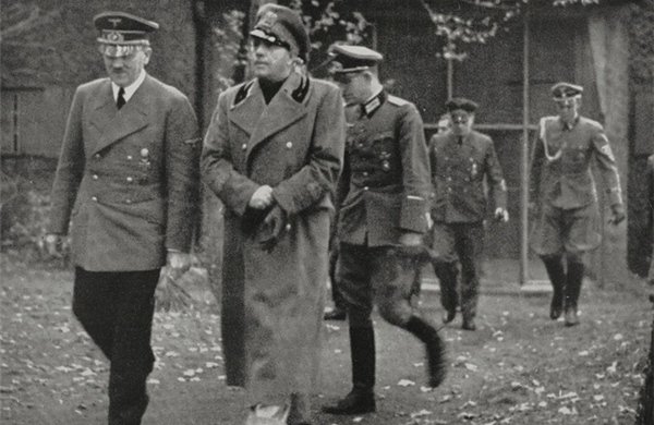 'Hang Sói' giữa rừng nơi Hitler điều binh khiển tướng