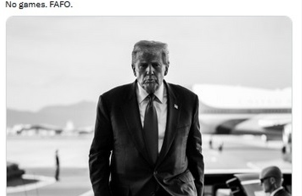 Nhà Trắng đăng ảnh Tổng thống Trump tại sân bay Hàn Quốc