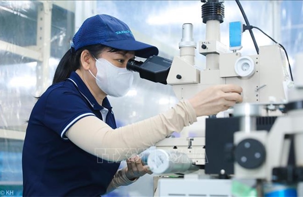 Khởi động 5 nhiệm vụ hợp tác nghiên cứu bán dẫn Việt Nam - Nhật Bản