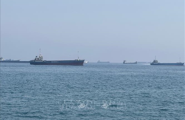 IRGC tiết lộ số tàu thuyền di chuyển an toàn qua eo biển Hormuz 
