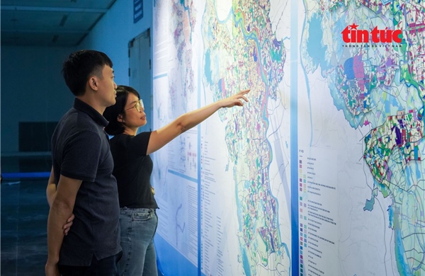 Diện mạo Hà Nội tương lai qua triển lãm Quy hoạch tổng thể Thủ đô Hà Nội tầm nhìn 100 năm
