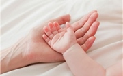 Hơn 20 năm mới biết không phải con đẻ của bố mẹ Hơn 20 năm mới biết không phải con đẻ của bố mẹ