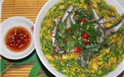 Nôn nao với canh cá linh bông điên điển mùa lũ về Nôn nao với canh cá linh bông điên điển mùa lũ về