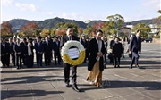 Chủ tịch Quốc hội tưởng niệm nạn nhân bom nguyên tử, thăm Bảo tàng bom nguyên tử Nagasaki