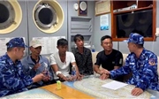 Cảnh sát biển ứng cứu 4 ngư dân gặp nạn trên vùng biển Tây Nam