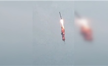 Tên lửa Trung Quốc rơi sau khi phóng và nổ tung