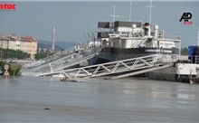 Hungary: Nước sông Danube dâng cao nhất 10 năm, tràn vào thủ đô Budapest