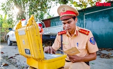 Tước phù hiệu, phạt hàng chục triệu đồng với xe quá tải ở cửa ngõ Thủ đô Hà Nội