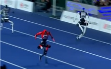 Robot chạy nhanh hơn Usain Bolt: Vì sao chưa thể vội mừng?