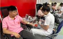 'Giọt hồng tri ân', sợi dây kết nối lòng nhân ái