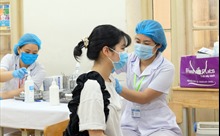 Hà Nội đẩy mạnh tiến độ tiêm vaccine phòng COVID-19 cho người dân