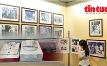 Những kỷ vật thiêng liêng của Bác Hồ trong 3 lần về thăm nhà máy Dệt Nam Định