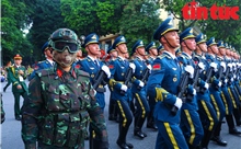 Trinh sát đặc nhiệm bảo vệ tuyệt đối an toàn cho khối quân đội nước ngoài