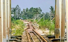 Đường sắt đã thông tàu 46 điểm sạt trôi, còn 15 điểm đang tập trung khắc phục