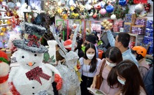 TP Hồ Chí Minh: Thị trường Noel sôi động, giá tăng từ 10 - 50%