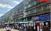 Nhiều lô chung cư Thanh Đa xuống cấp, ‘chuồng cọp’ bủa vây