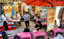 Tiệm mì gói chay 0 đồng với mô hình tự phục vụ tại TP Hồ Chí Minh