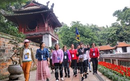 Hà Nội đón đoàn khách du lịch Trung Quốc đầu tiên