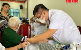 Người dân phấn khởi vì từ nay được khám sức khỏe miễn phí gần nhà