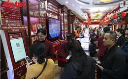 Máy bán vàng tự động, giải pháp mới trong cao điểm vía Thần Tài