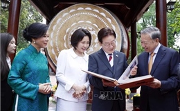 Nổi bật tuần qua: Tổng thống Hàn Quốc và Phu nhân thăm cấp Nhà nước tới Việt Nam; Bế mạc Kỳ họp thứ Nhất, Quốc hội khóa XVI