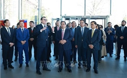 Thủ tướng Phạm Minh Chính thăm Triển lãm hạt nhân tại Moskva