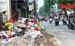 Vành đai 1 Hà Nội đoạn Hoàng Cầu - Voi Phục thi công &#39;xôi đỗ&#39;, ngập rác thải