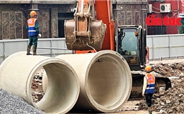 Máy móc rầm rộ thi công dự án đường Vành đai 2,5 đoạn Cầu Giấy