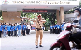 Công an Hà Nội đảm bảo trật tự an toàn giao thông phục vụ kỳ thi vào lớp 10