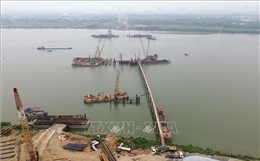 Không khí thi công khẩn trương trên công trường dự án cầu Ngọc Hồi