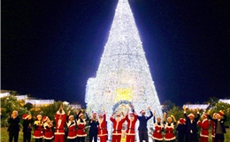 Đại tiệc lễ hội cuối năm bùng nổ tại hệ thống FLC Hotels và  Resorts 5 sao