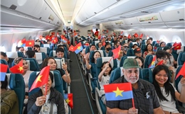 Vietnam Airlines tổ chức chuyến bay đặc biệt kỷ niệm 51 năm Ngày Giải phóng miền Nam