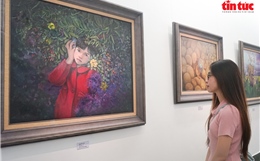 ‘Đất Mẹ’: Hành trình trở về của họa sĩ Nguyễn Như Đức qua những giấc mơ siêu thực