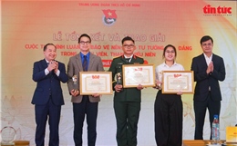 Trao giải thưởng chính luận về bảo vệ nền tảng tư tưởng của Đảng trong đoàn viên, thanh thiếu niên lần thứ nhất