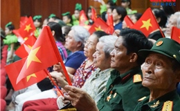‘Những ngày phim tài liệu’: Tri ân những người có công với cách mạng