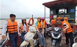 Ngày đầu cán bộ Thủ đô vượt sông Hồng về xã đảo Minh Châu, vận hành bộ máy mới