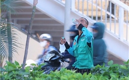 Người dân Thủ đô ứng phó với đợt nắng nóng diện rộng