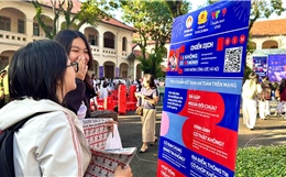 TP Hồ Chí Minh: Phát động chiến dịch &#39;Không một mình - Cùng nhau an toàn trực tuyến&#39;