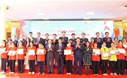 Cảnh sát biển Việt Nam tổ chức cuộc thi ‘Em yêu biển, đảo quê hương’ tại Yên Nghĩa