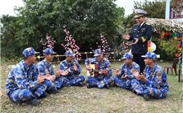 Canh trời giữa ngày Xuân để Tổ quốc bình yên