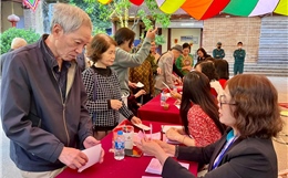 Cử tri Hà Nội hào hứng đi bỏ phiếu, đặt niềm tin vào những lá phiếu lựa chọn