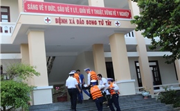 Bệnh xá đảo Song Tử Tây cấp cứu kịp thời 2 ngư dân bị giảm áp cấp tính do lặn sâu