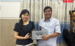 Hai cha con với sáng kiến thoát hiểm cháy nổ nhà cao tầng bằng cáp xiên