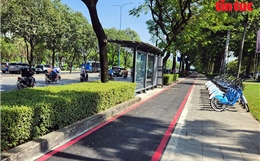 Cận cảnh làn đường xe đạp dài gần 6 km trên đại lộ Mai Chí Thọ trước giờ khai thác