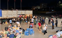 Metro Bến Thành - Suối Tiên tiếp nhận hơn 180 tấn hàng hóa cứu trợ gửi về miền Trung