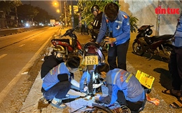 Theo chân đội SOS Bà Điểm vá xe miễn phí xuyên đêm